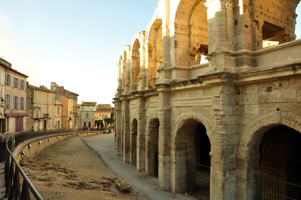 Arles